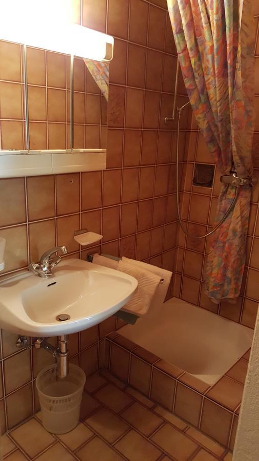 Hotel Junser Gasthausl à Tux Extérieur photo